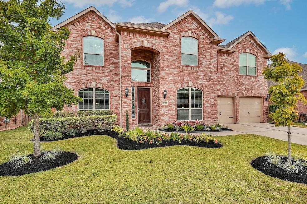 17722 Washburne Ln, Houston, TX 77095 - photo 1