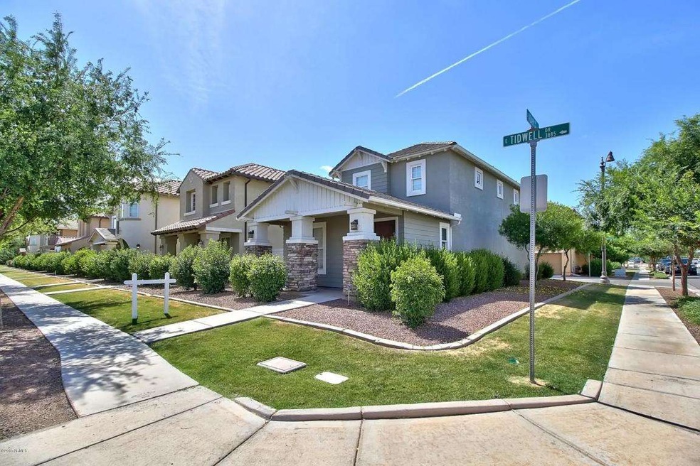 Front_of_Home_2