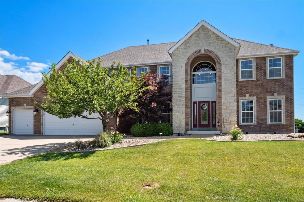 Former Display Home with Brick & Stone Elevation !!