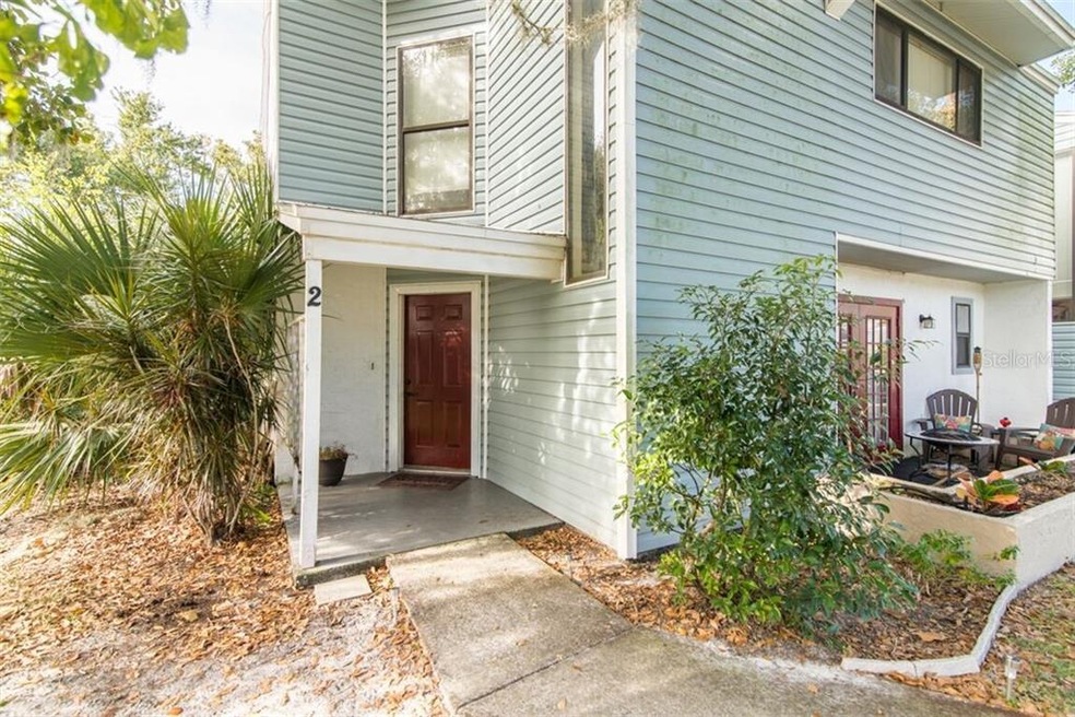 SPACIOUS 3 bedroom, 1 and 1/2 bath END UNIT townho