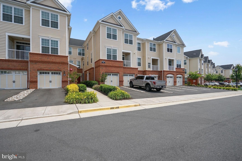 23215 Milltown Knoll Square unit 113, Ashburn, VA 20148 - photo 1