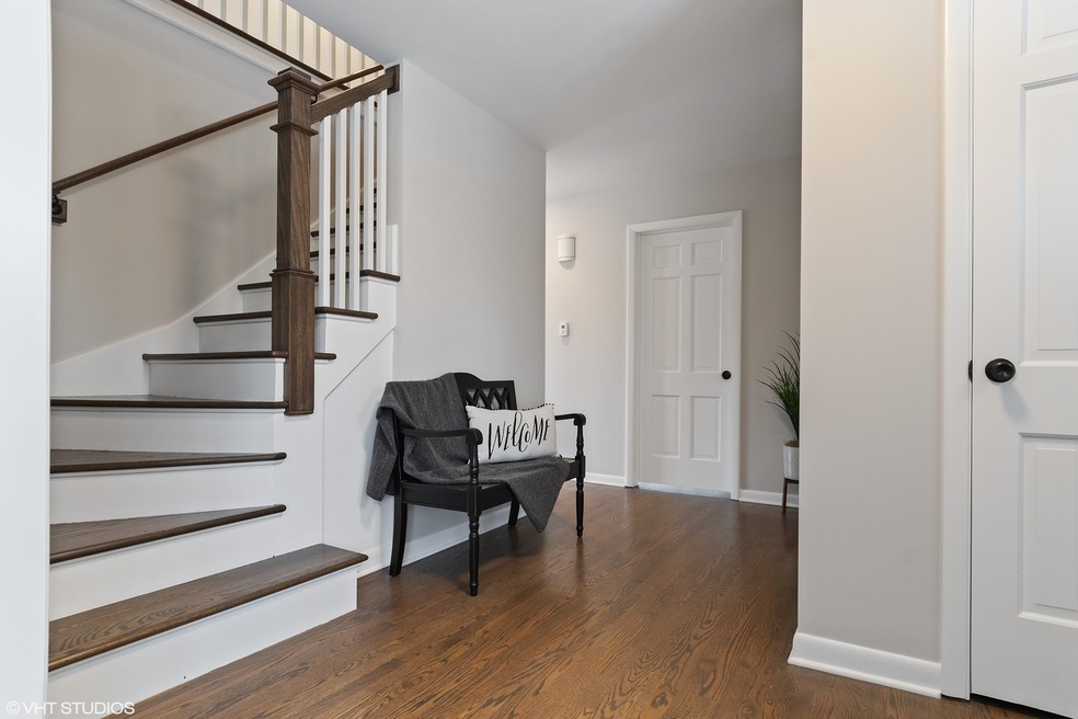 12 Butternut Dr, Naperville, IL 60540 - photo 1