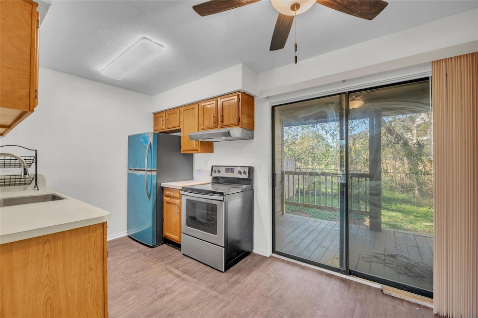 108 Hillside Cove unit B, Elgin, TX 78621 - photo 1