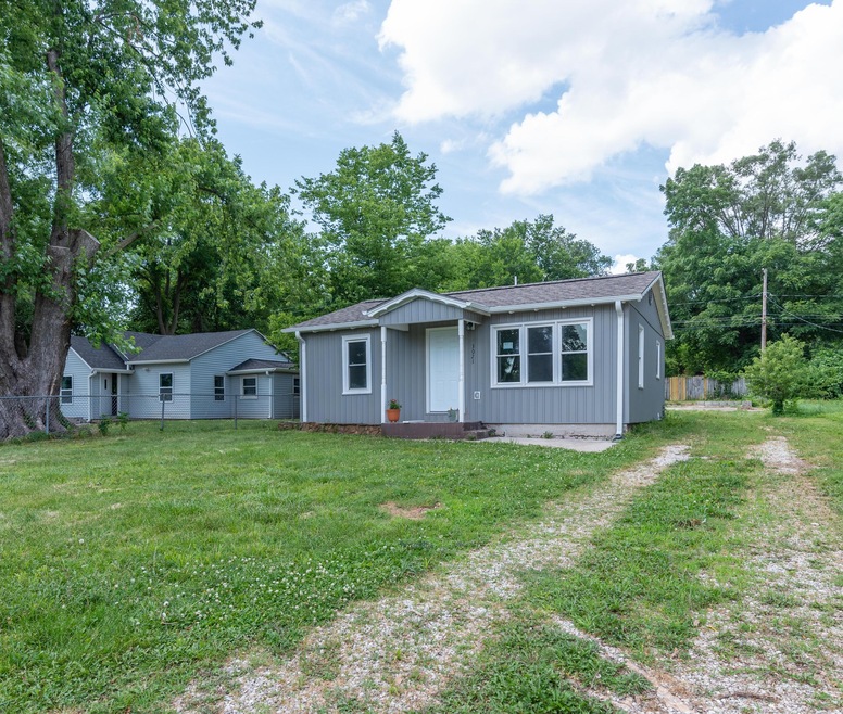 3021 W. Lincoln, Spfd, MO-2