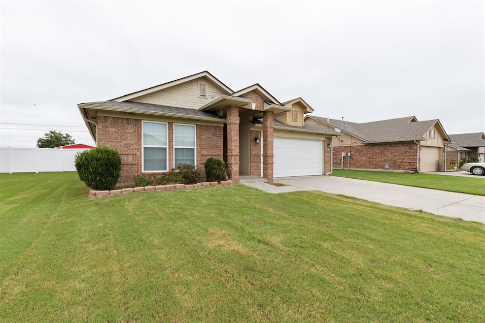 1213 SE 16th Terrace, Newcastle, OK 73065 - photo 1