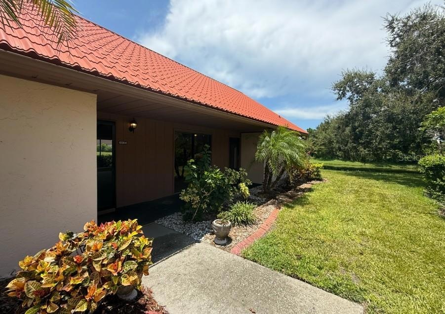 6564 Draw Ln unit 102, Sarasota, FL 34238 - photo 1
