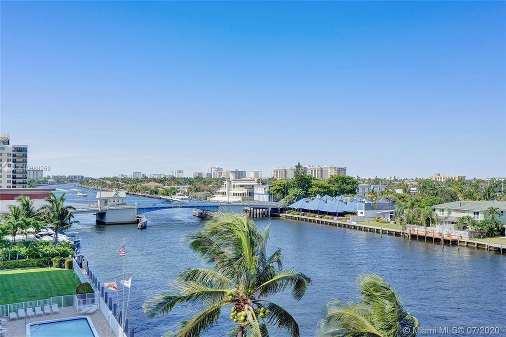 AMAZING INTRACOASTAL VIEWS ALL DAY LONG