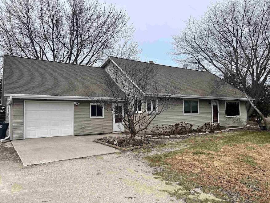 Sold $299,900 • Co-Listing Agent