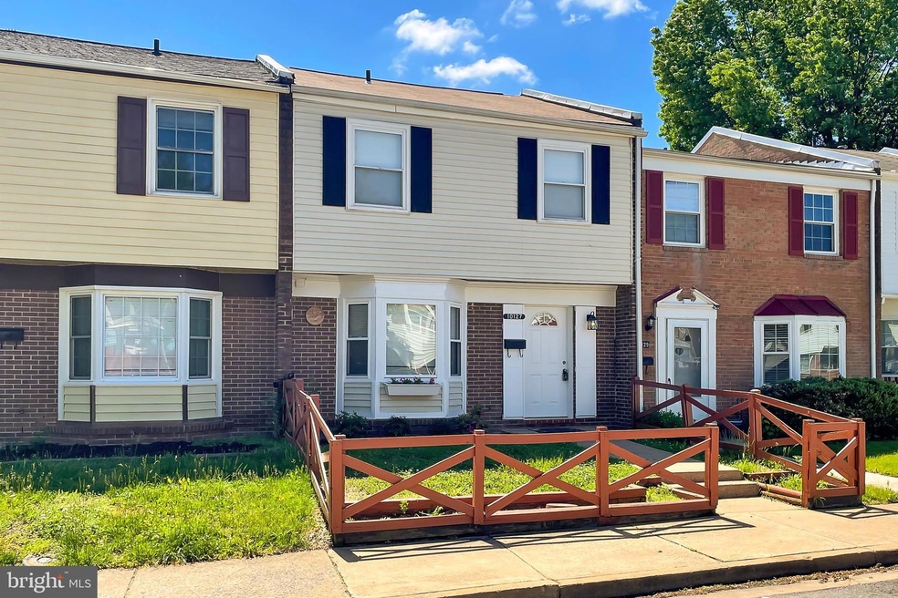 10127 Irongate Way, Manassas, VA 20109 - photo 1