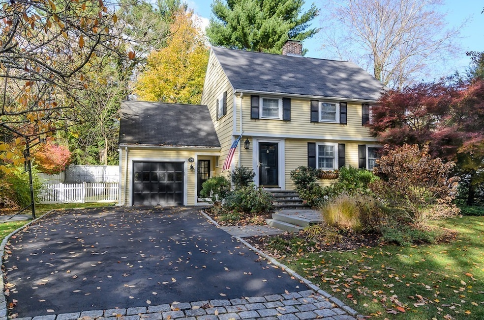 79 Leighton Rd, Wellesley, MA 02482 - photo 1