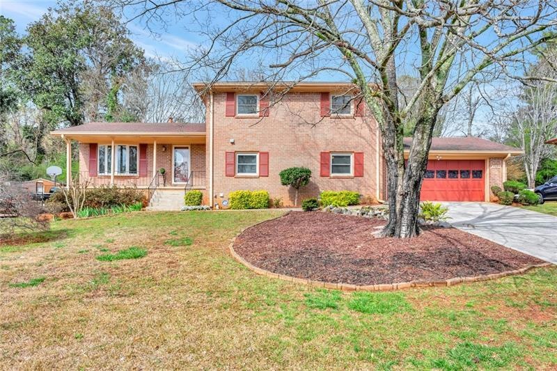 Welcome home to 2029 Twin Falls Road!
