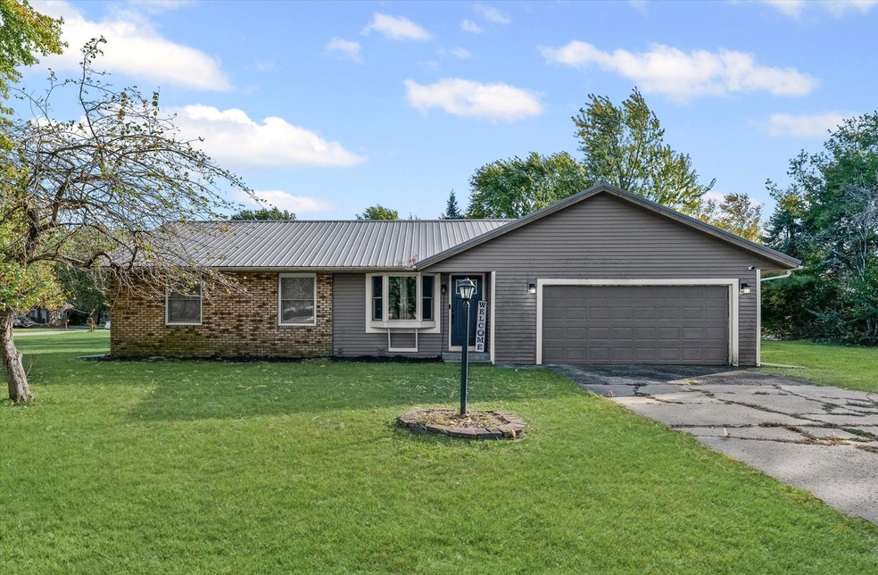 Pending $245,000 • Co-Listing Agent