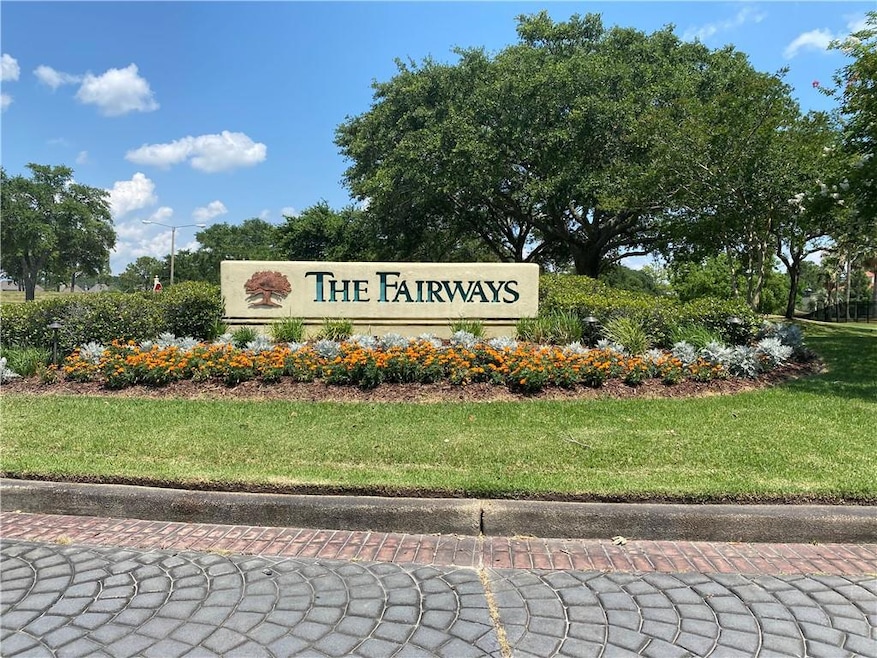 28 Oak Tree Dr, Slidell, LA 70458 - photo 1