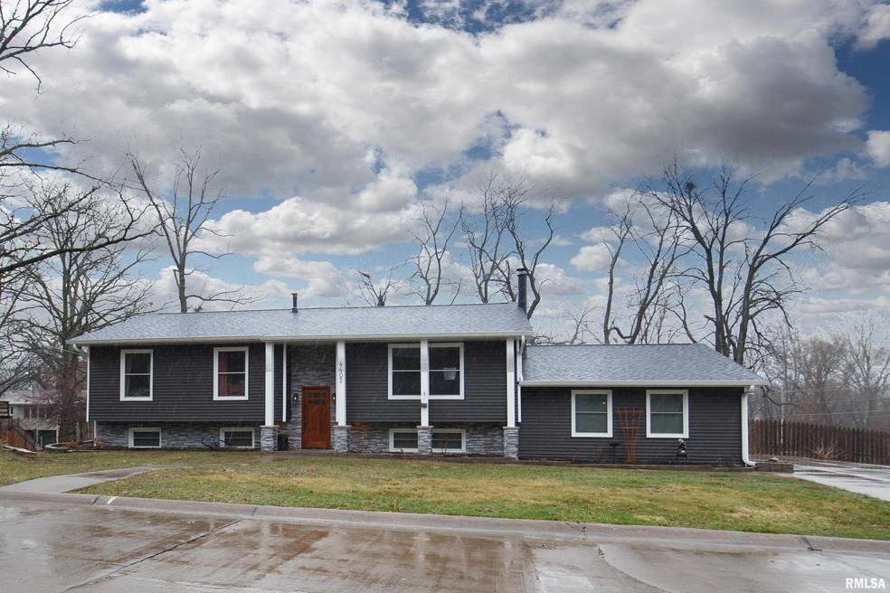 4405 Canterbury Ln, Davenport, IA 52806 - photo 1