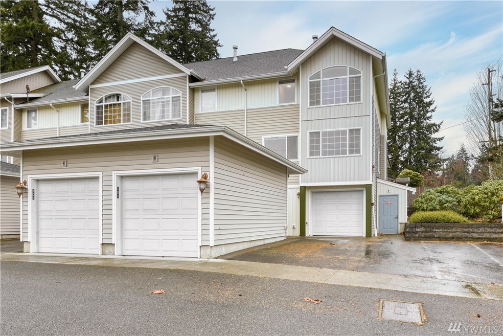 7818 228th St SW unit 101, Edmonds, WA 98026 - photo 1