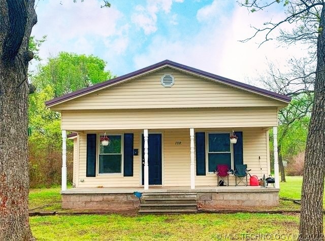 108 W Jefferson St, Henryetta, OK 74437 - photo 1
