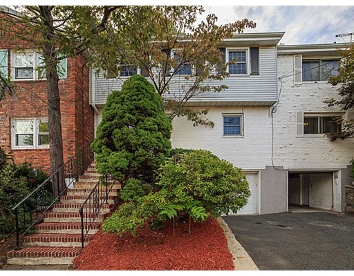 212 Kent St, Brookline, MA 02446 - photo 1