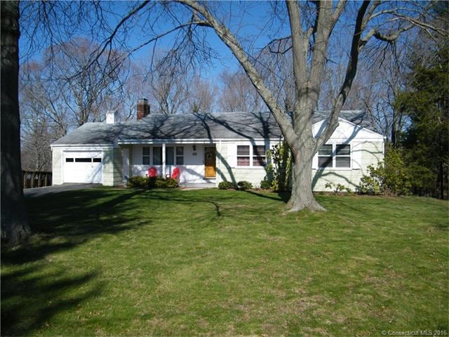 44 Bayberry Rd, Glastonbury, CT 06033 - photo 1