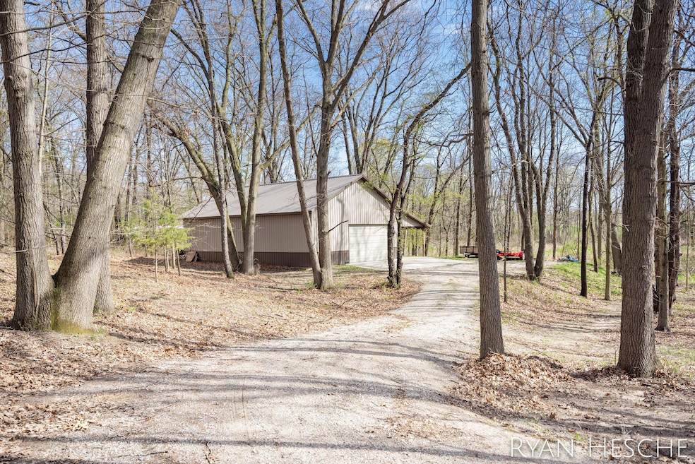 1-web-or-mls-1057 W Tuttle Rd-1
