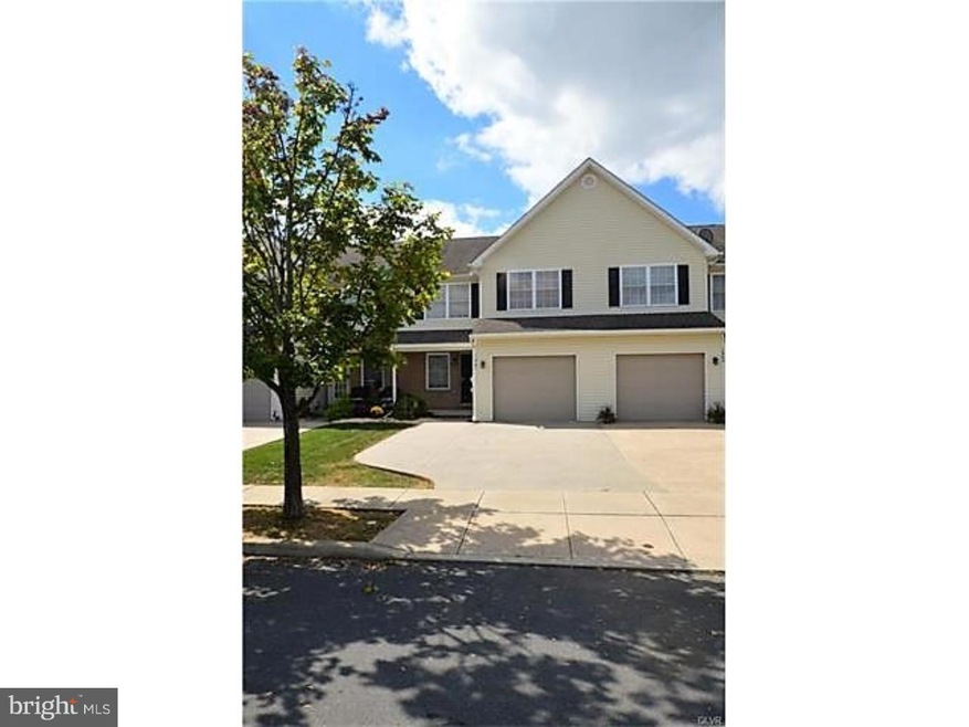 1447 Mohr Cir unit 66, Macungie, PA 18062 - photo 1