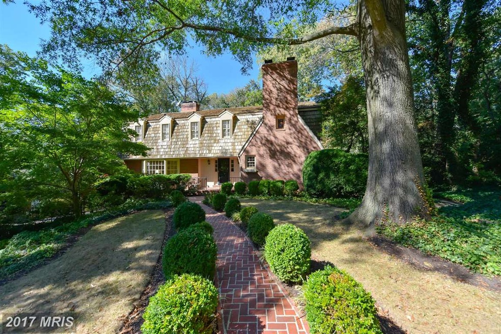 2004 Whiteoaks Dr, Alexandria, VA 22306 - photo 1