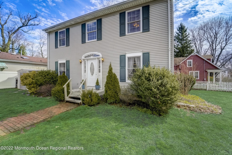 06-Railroad Ave-006