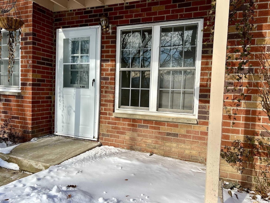 2 Colonial Rd unit 140, Beacon, NY 12508 - photo 1