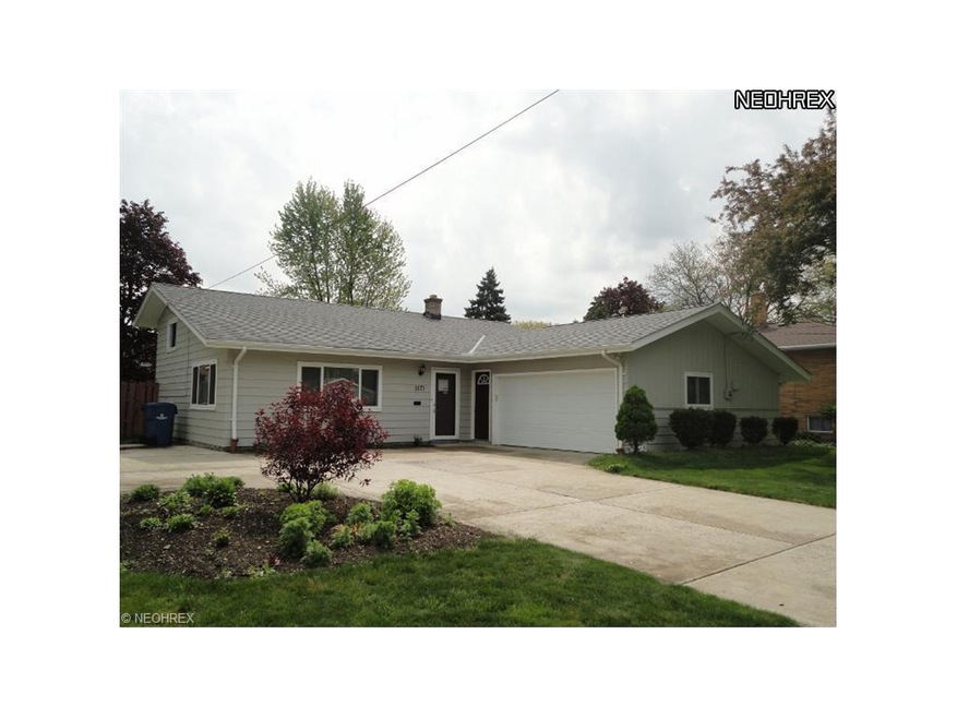 Gorgeous Devon Dr with a new roof!