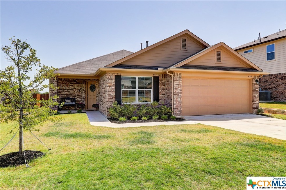 420 Kingfisher Ln, Kyle, TX 78640 - photo 1