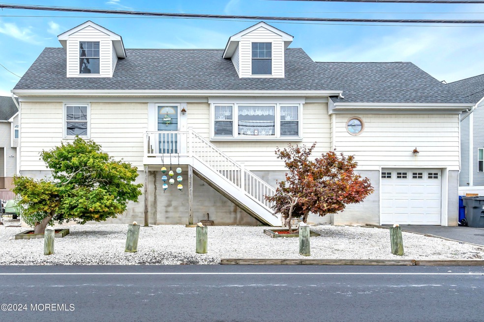 317 Silver Bay Rd, Toms River, NJ 08753 - photo 1