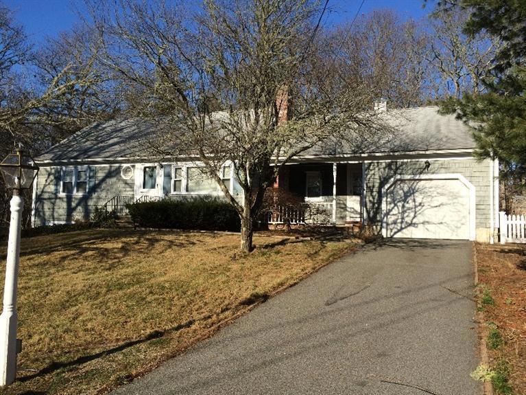 18 Ash Cir, Cotuit, MA 02635 - photo 1