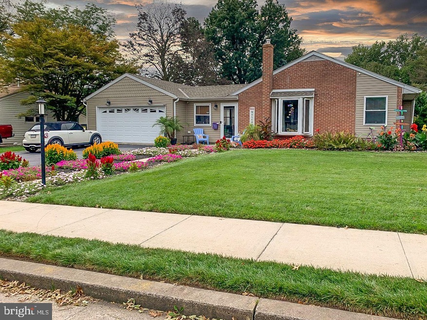 302 E 6th St, Boyertown, PA 19512 - photo 1