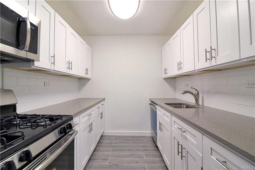 3184 Grand Concourse unit 7F, Bronx, NY 10458 - photo 1