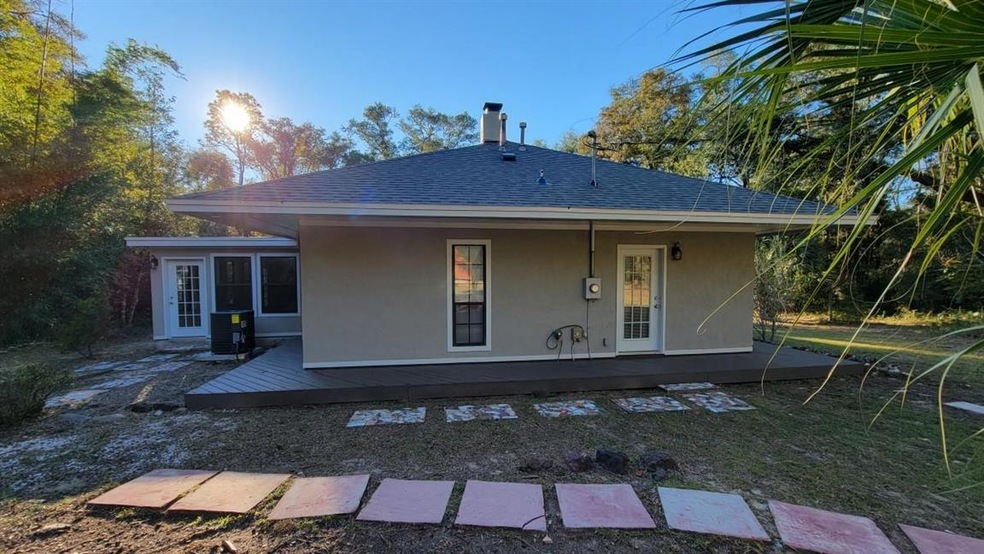 116 Isle of Paradise Rd, Crawfordville, FL 32327 - photo 1