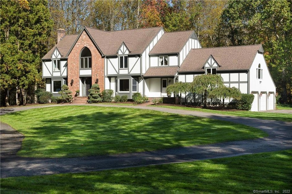 Welcome to 1745 Oenoke Ridge