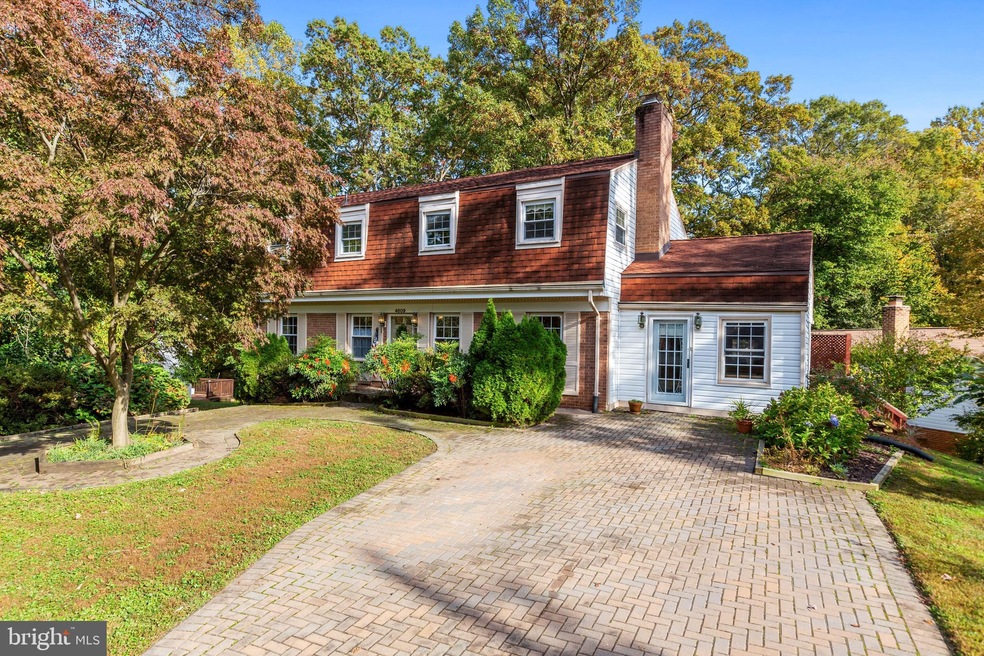 4609 Lawn Ct, Fairfax, VA 22032 - photo 1