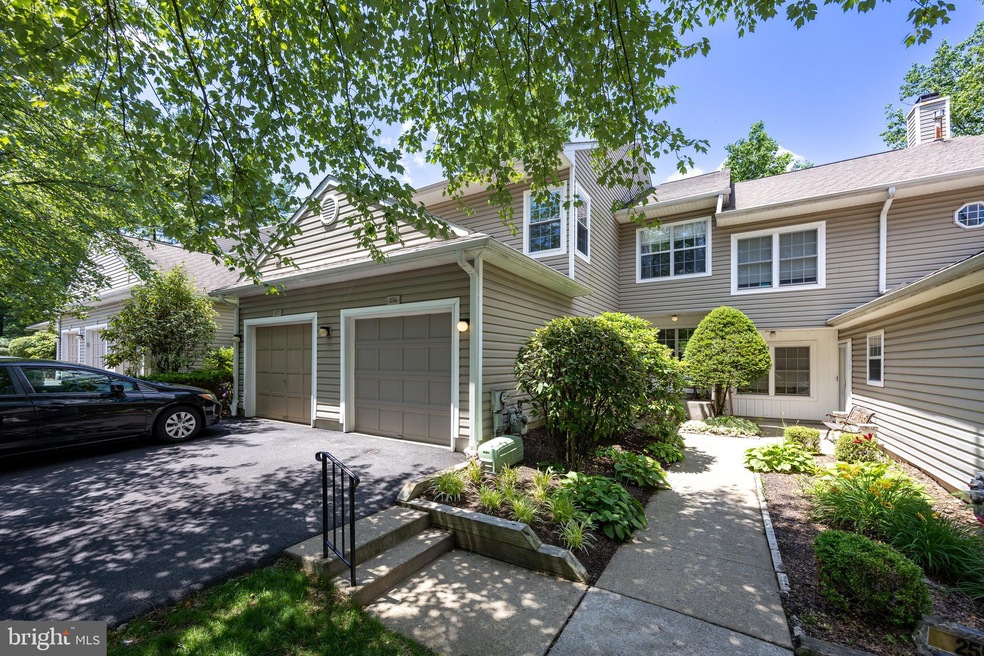 256 Stanton Ct unit 256, Glen Mills, PA 19342 - photo 1