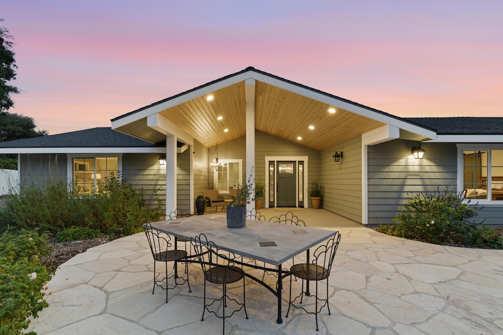 954 Elk Grove Ln, Solvang, CA 93463 - photo 1