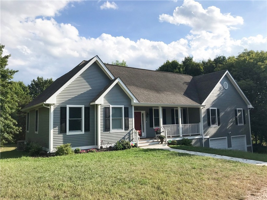 11 Meadow View Dr, Smithfield, RI 02917 - photo 1