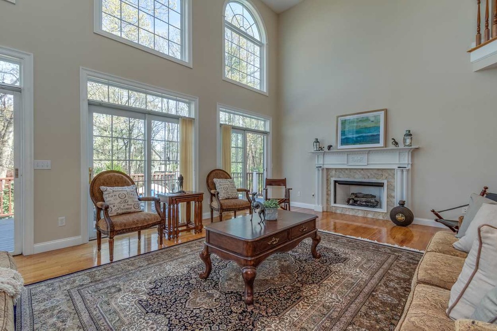 5 Lamplighter Ln, Salem, NH 03079 - photo 1