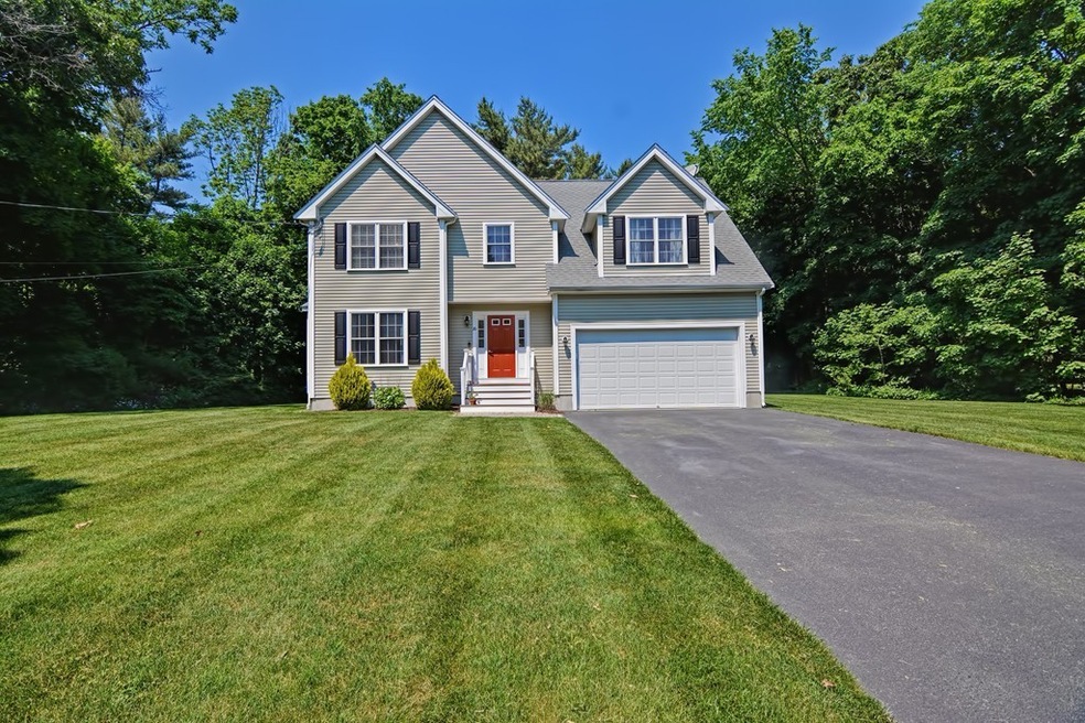 20 Walnut St, Foxboro, MA 02035 - photo 1