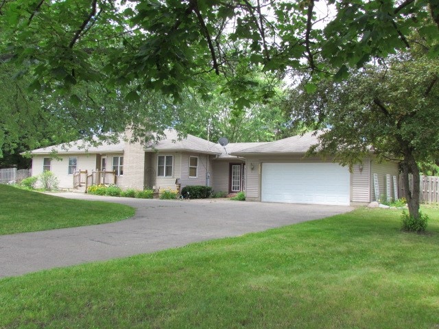 1325 N Linden Rd, Flint, MI 48532 - photo 1