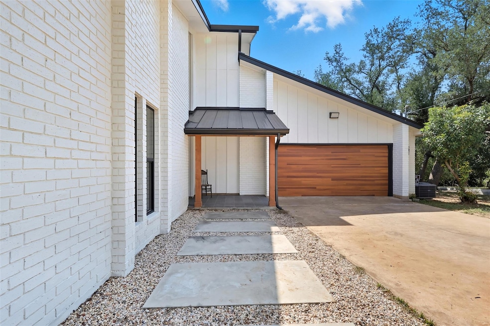 2000 Gabriel View Dr, Georgetown, TX 78628 - photo 1