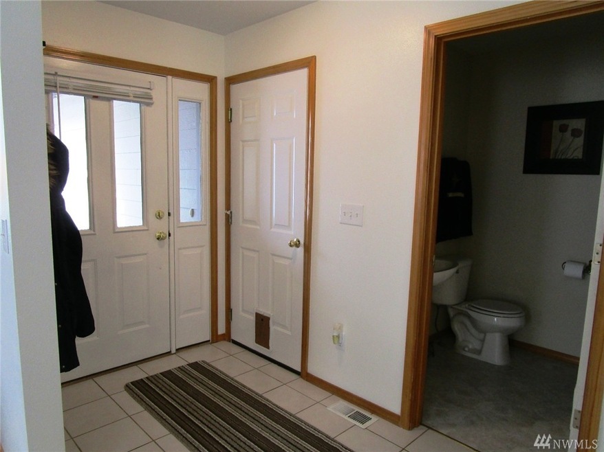 1091 Corum Cir, East Wenatchee, WA 98802 - photo 1