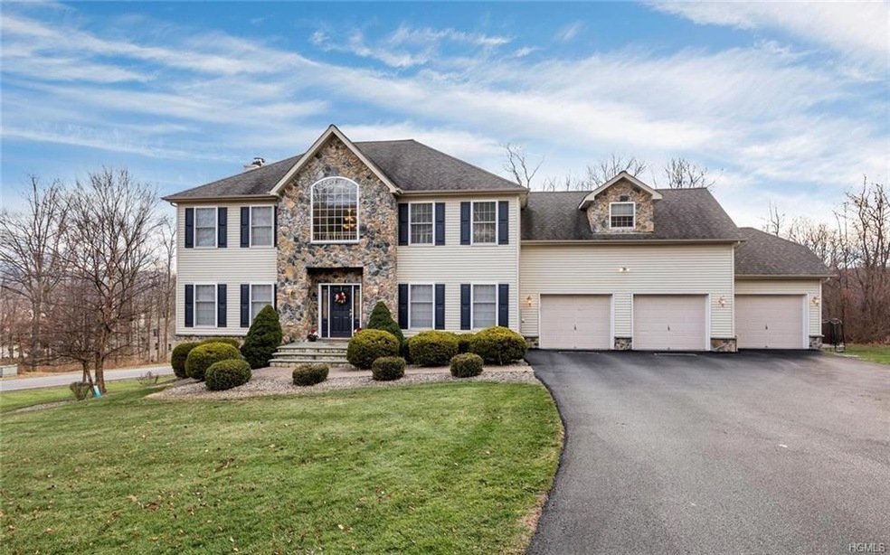 3 Alloway Crescent, Highland Mills, NY 10930 - photo 1