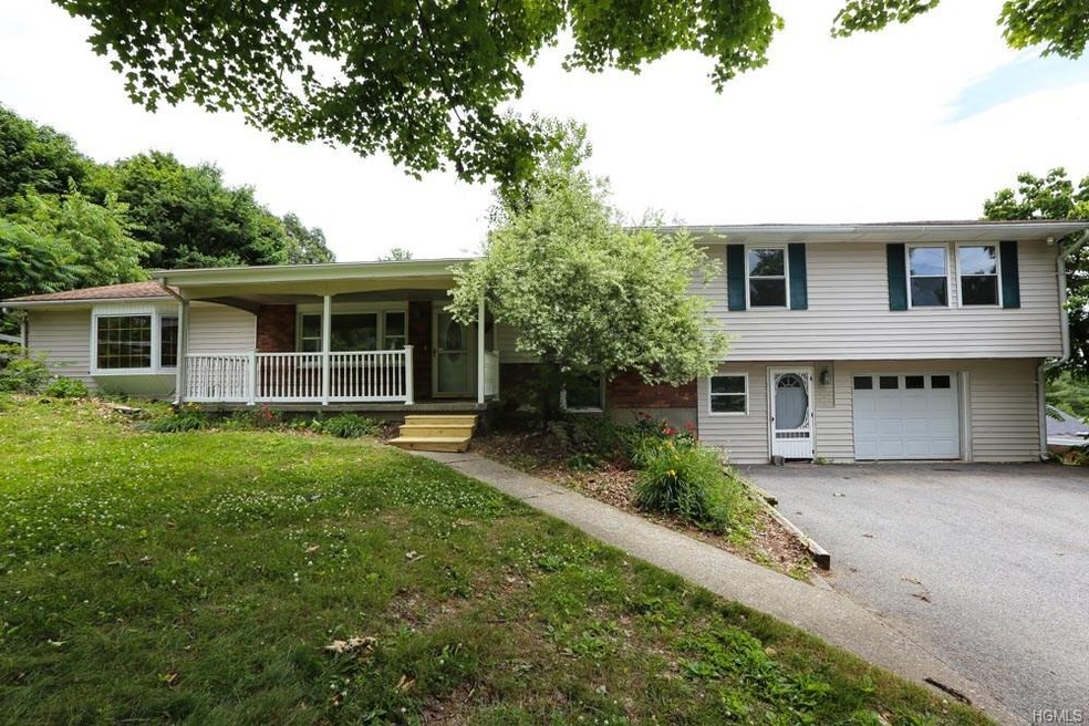 48 Morris Dr, Newburgh, NY 12550 - photo 1