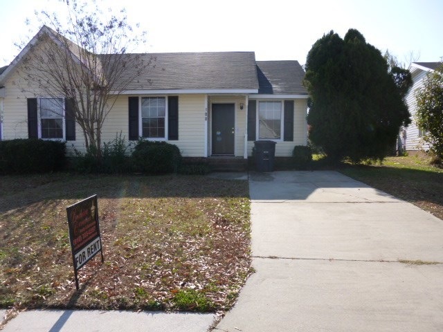 108 Creekview Dr, Jacksonville, NC 28540 - photo 1