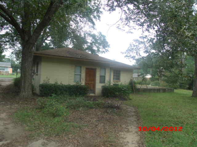 806 Hawkins St, Americus, GA 31719 - photo 1