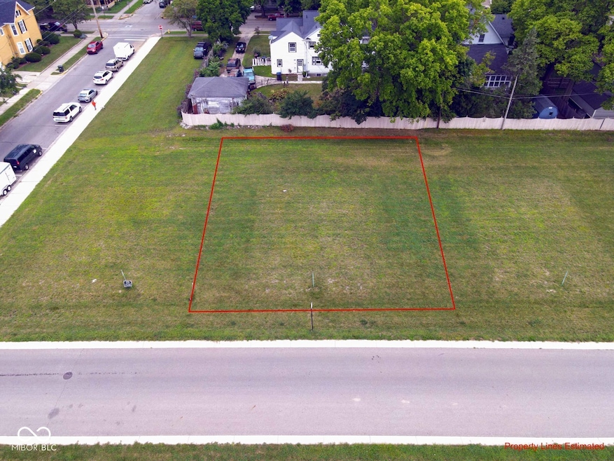 166 W Franklin St, Shelbyville, IN 46176 - photo 1