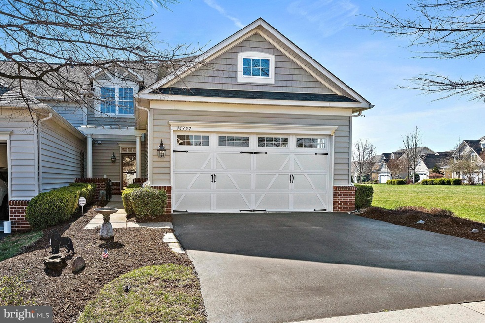 44357 Maltese Falcon Square, Ashburn, VA 20147 - photo 1